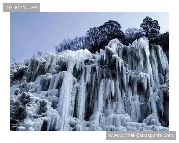 北京金水湖冰雪节推出冰瀑景观，结合农家乐带动冬游